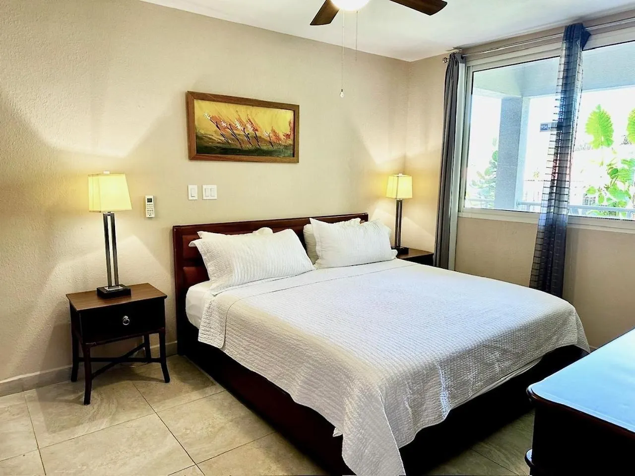 Blue Sky 2 Bedr Apartment With Pool In Simpson Bay Koolbaai